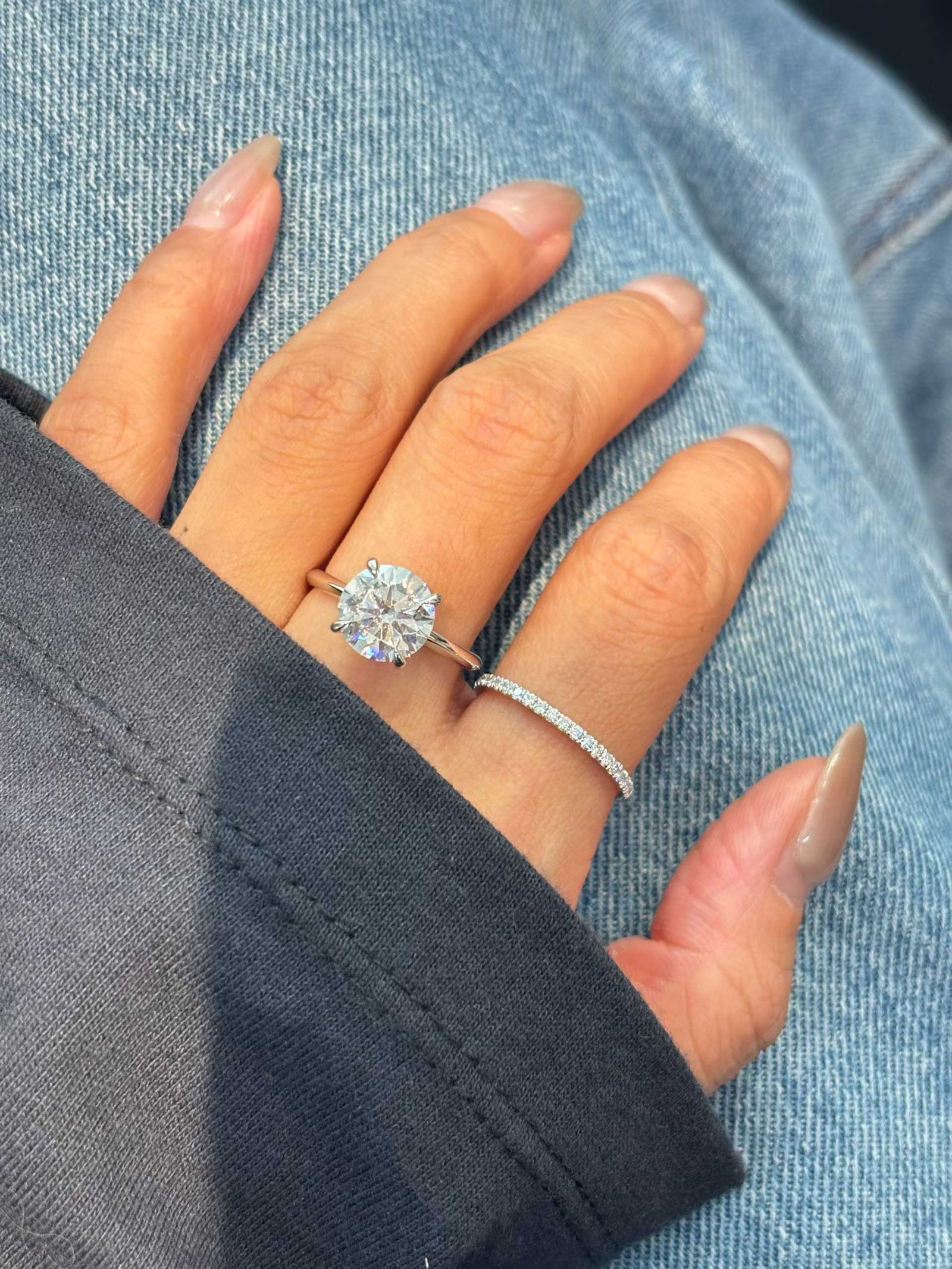 Round Pavé Stacking Ring