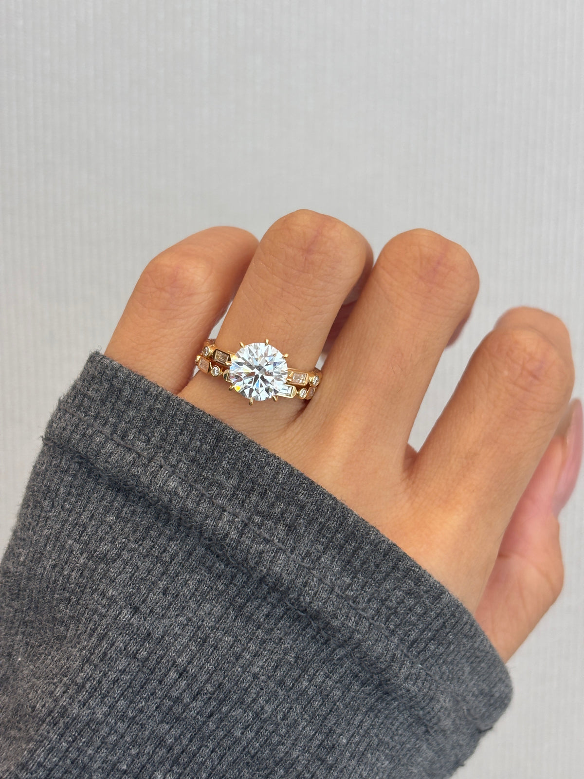 Round Ring Design · RD-046