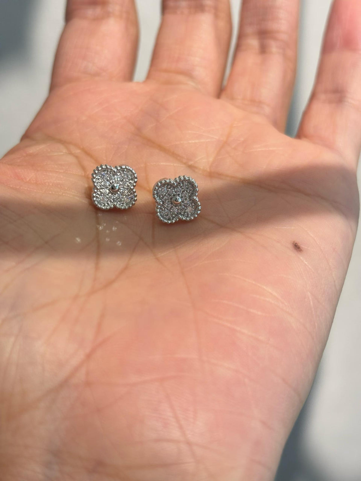 Clover Cluster Stud Earrings
