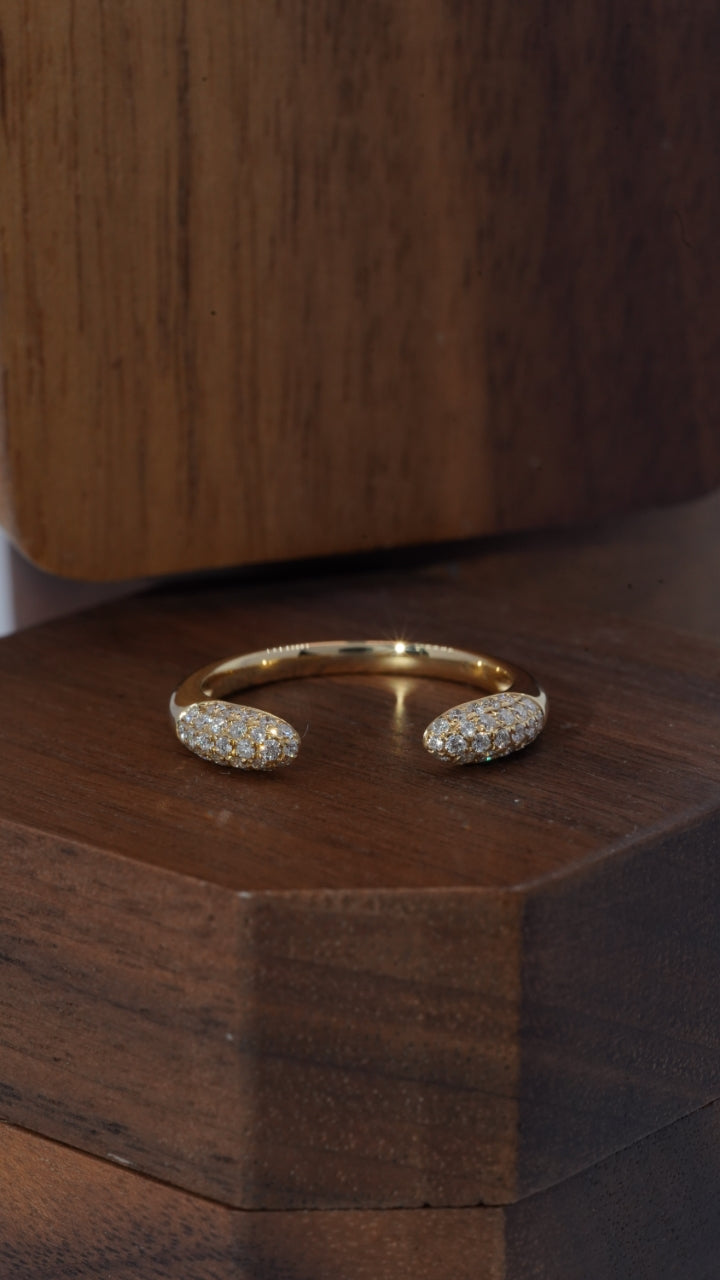 Twin Pavé Open Band