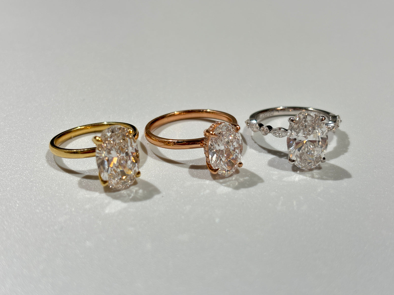 Oval Ring Design · OV-039