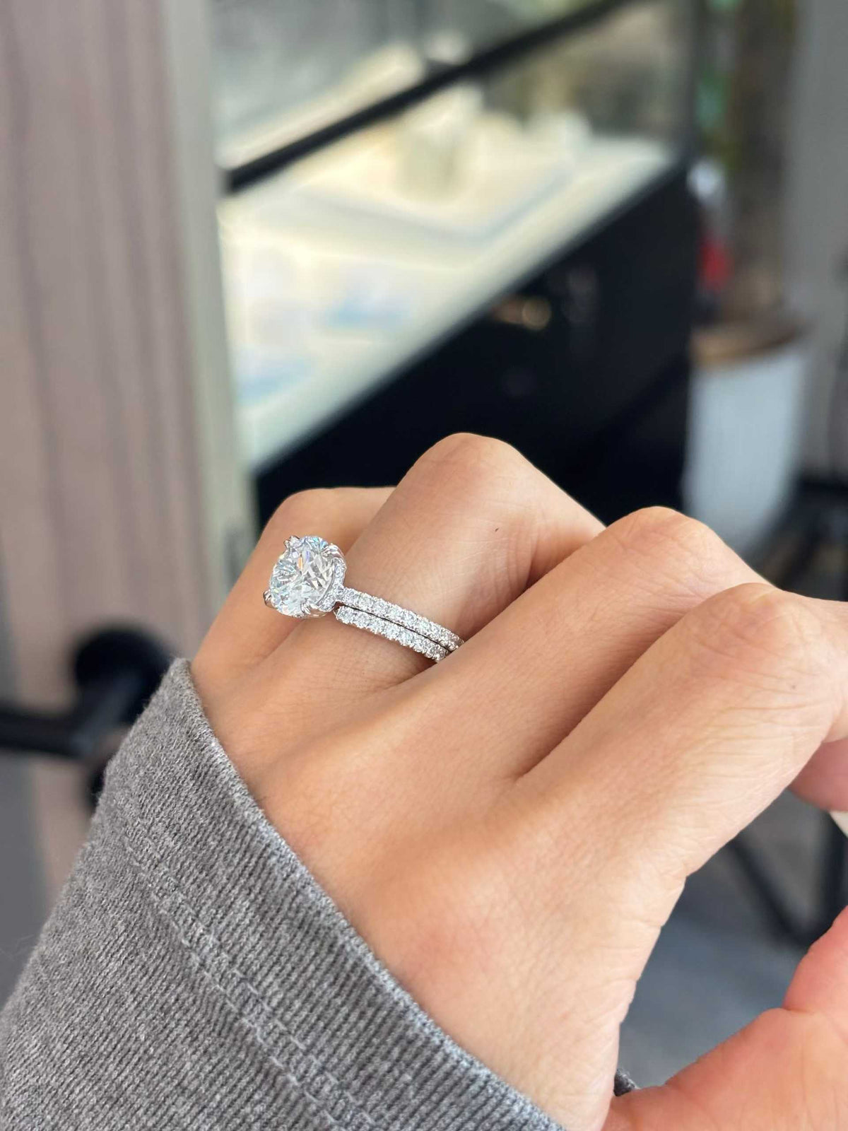 Round Layered Styling Ring