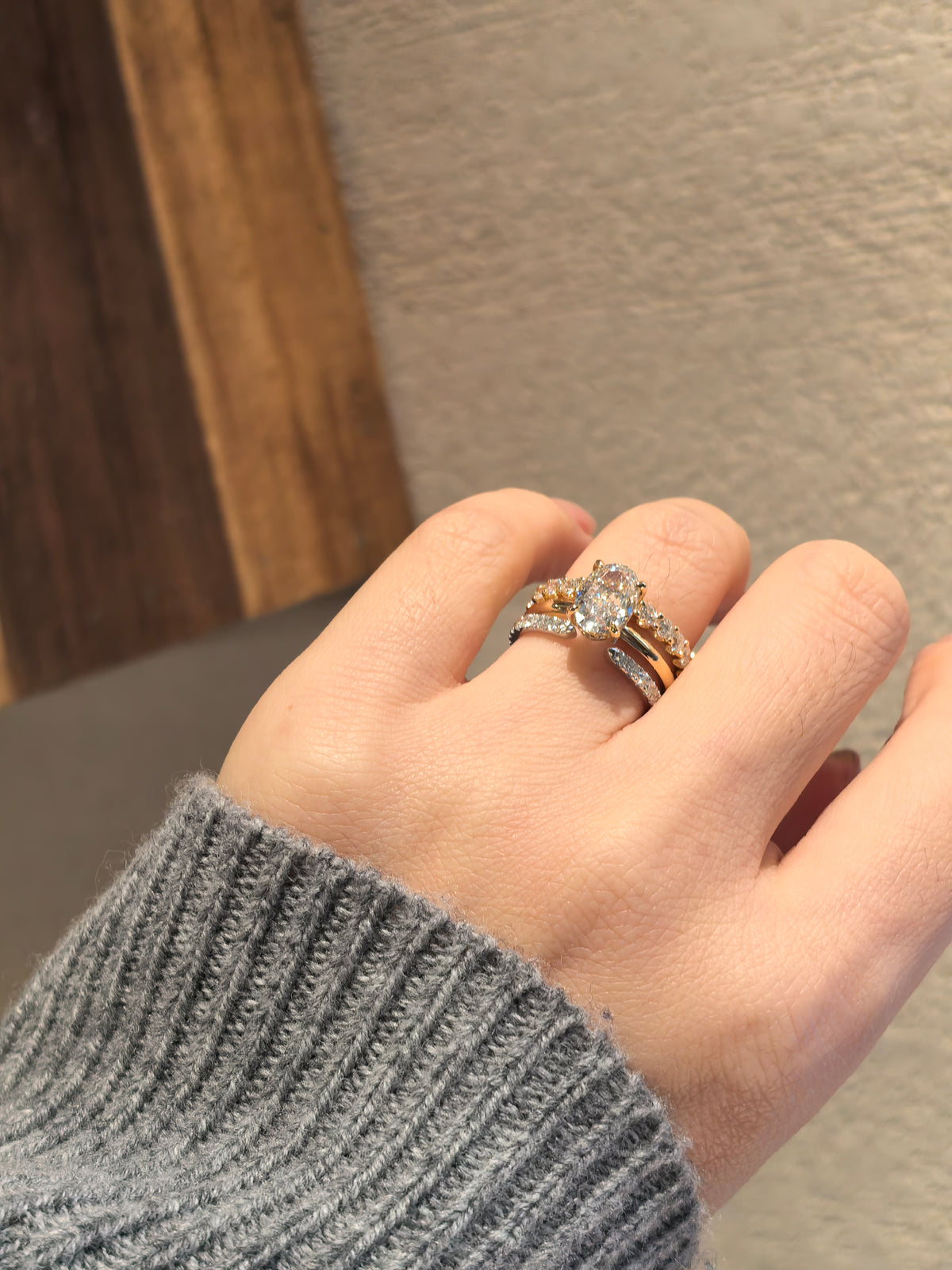Oval Ring Design · OV-052