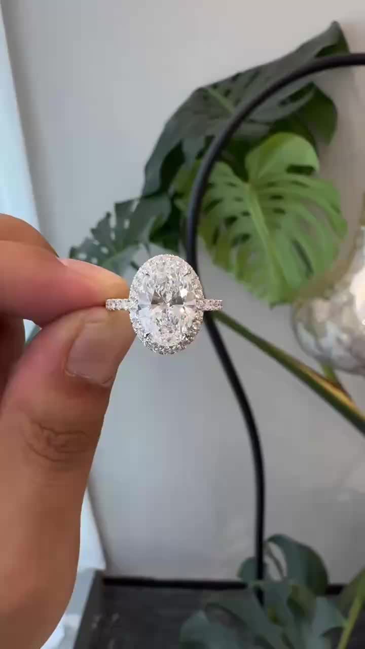Oval Halo Ring