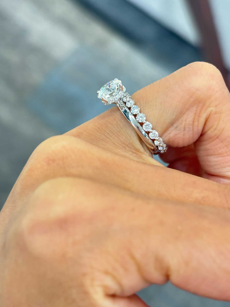 Round Ring Design · RD-012