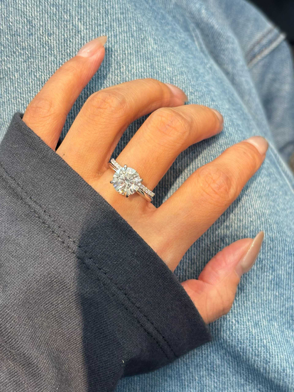 Round Pavé Stacking Ring