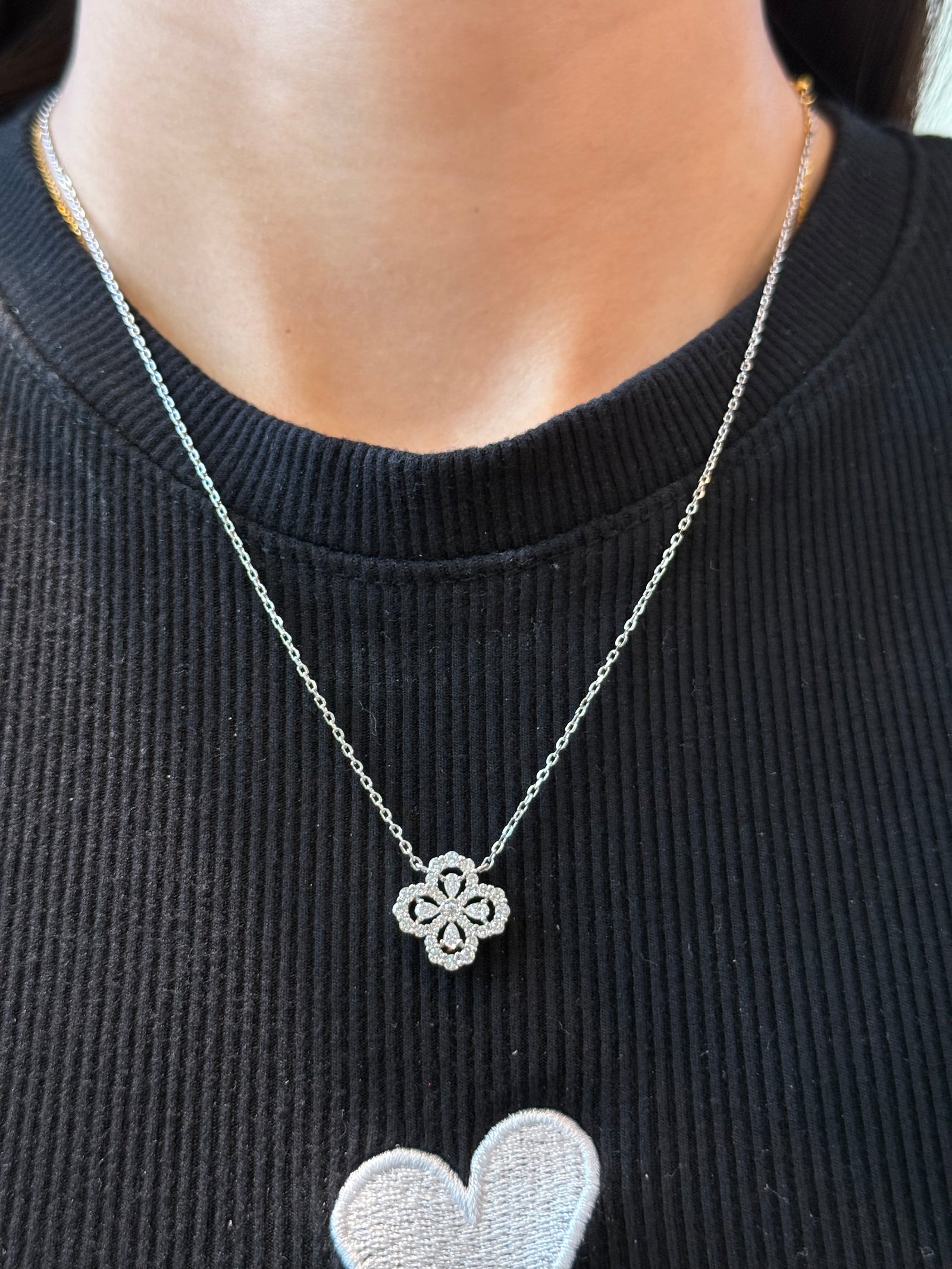 Open Petal Clover Necklace