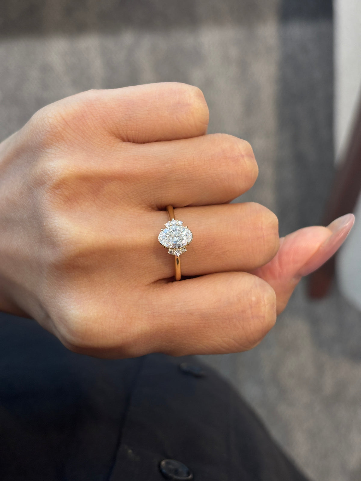 Oval Ring Design · OV-035