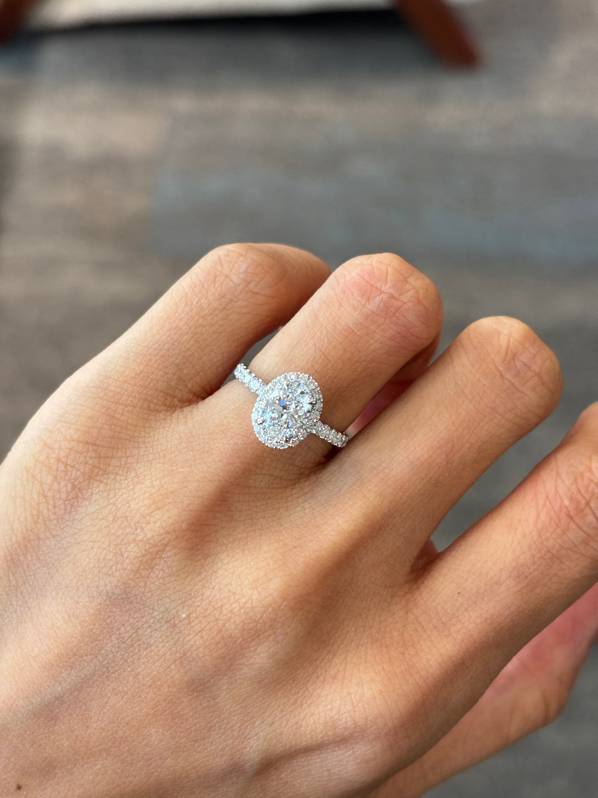 Oval Ring Design · OV-031