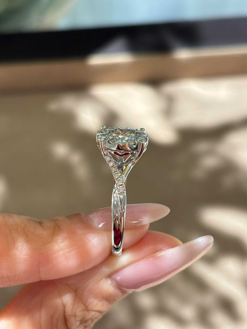Round Vintage Gallery Ring