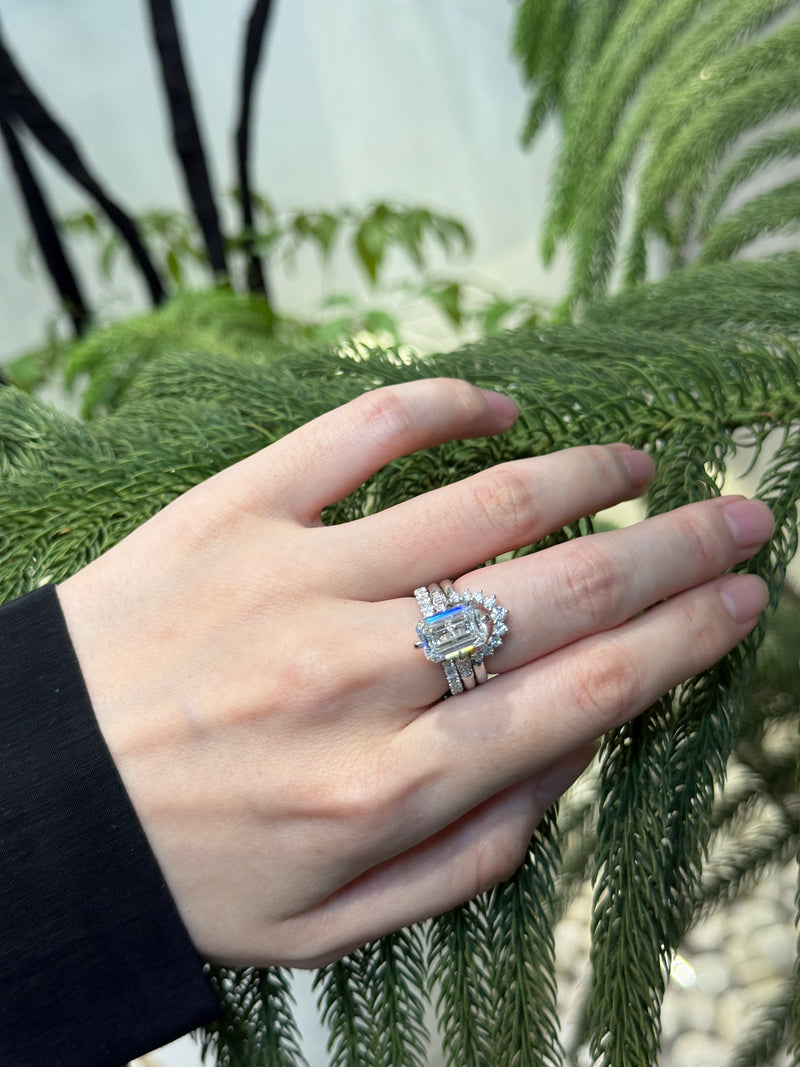 Emerald Bold Setting Ring
