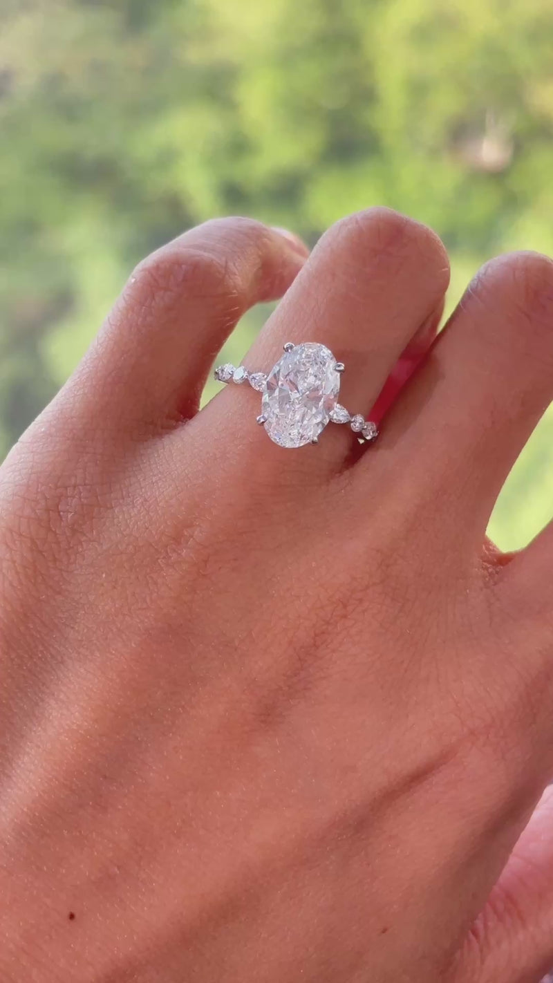 Oval Leaf Accent Ring